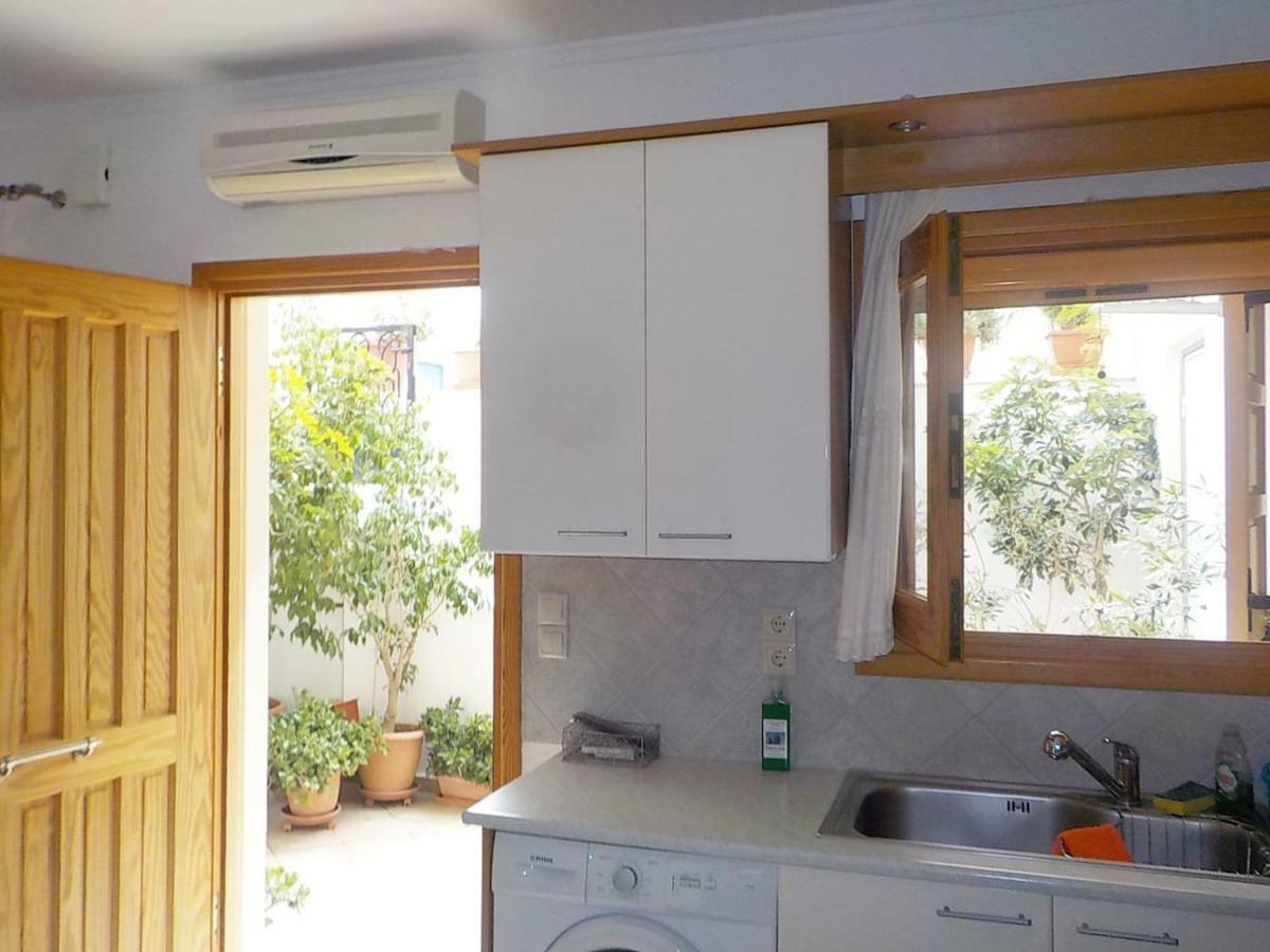 Independent Agapitos Apart , 2Bdrm, Private Patio Naxos City Kültér fotó