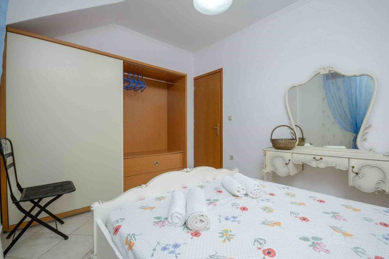 Independent Agapitos Apart , 2Bdrm, Private Patio Naxos City Kültér fotó